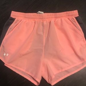 Women’s UA shorts